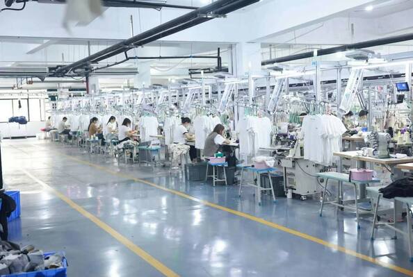 Guangzhou Odin Apparel Co., Ltd.， 製造者の生産ライン