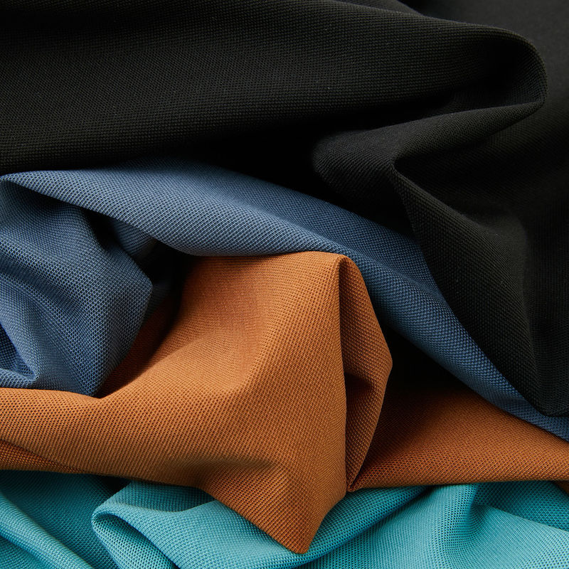 男の子 夏と秋 縫い目のないTシャツ 日常 生活 短袖 ジム 着物 170-210グラム