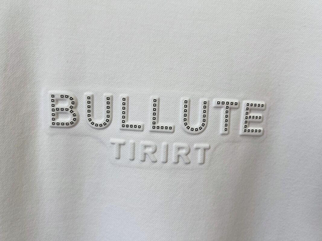 高級クルーネックTシャツ プリントロゴデザイン オリジナル・ファブリック・エムボッシング・プロセスの採用 加熱 - 転送ビニール・プロセスのOEM/ODM