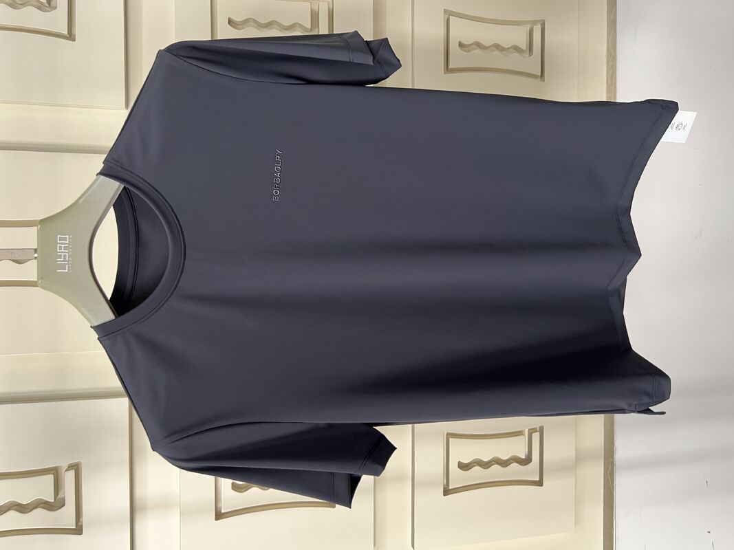 男性用スポーツTシャツ 黒色カジュアルスポーツセット - 短袖Tシャツ&パンツ,UV保護機能付き透気面料