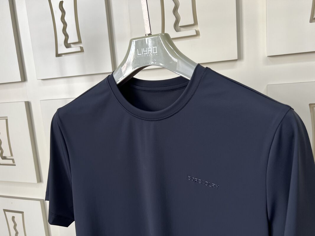 男性用スポーツTシャツ 黒色カジュアルスポーツセット - 短袖Tシャツ&パンツ,UV保護機能付き透気面料