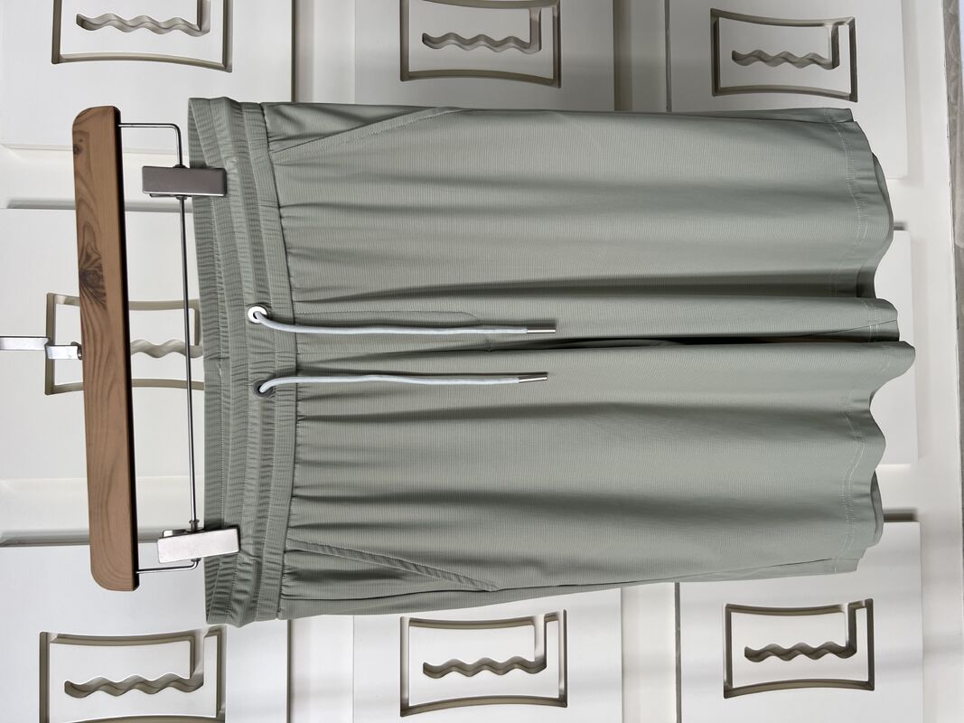 メンズ オリーブグリーン スポーツセット - 半袖Tシャツ＆パンツ、通気性生地 メンズTシャツ