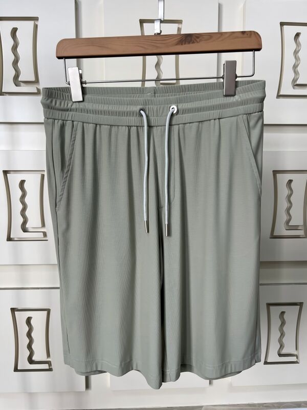 男性用 高品質 フィットネス ランニングショーツ 通気性 速乾性素材 膝丈 夏 バックポケット 無地デザイン